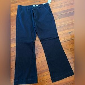 NWT. Navy Blue Wide-Leg, stretch, trouser pants.